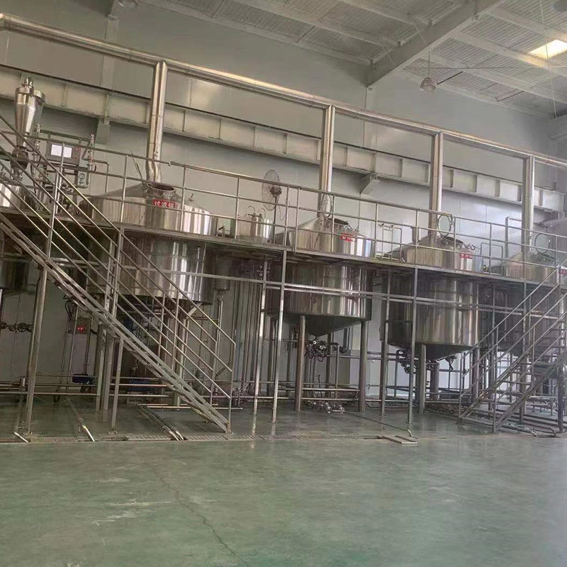 贵南精酿啤酒设备厂—平面布置、设备设计、制造、调试、培训等一条龙服务_COPY